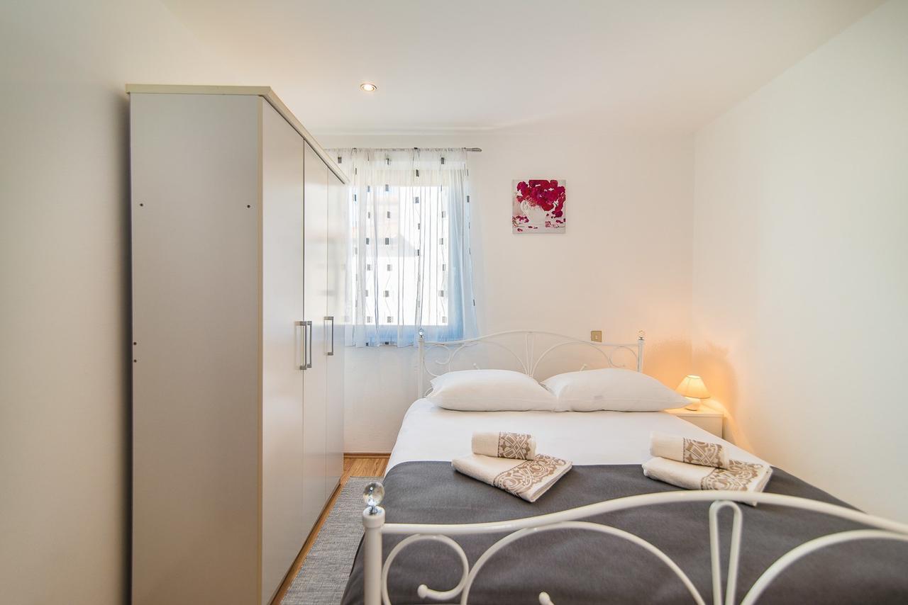 Apartments Dino Пореч Экстерьер фото